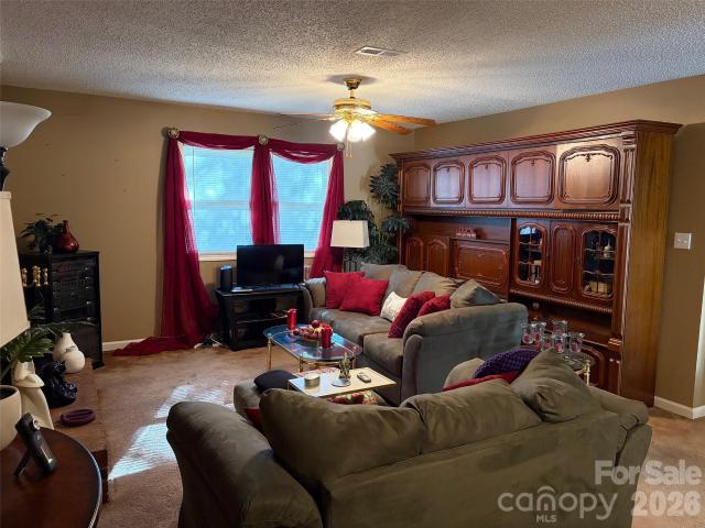 Townhouse for sale in Catawba, North Carolina