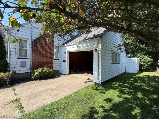 House for sale in Ashtabula, Ohio