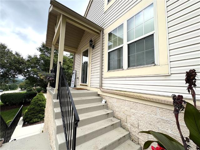Condo for sale in Bethel Park, Pennsylvania