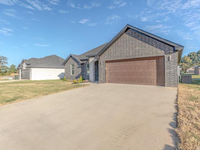 House for sale in Bono, Craighead County