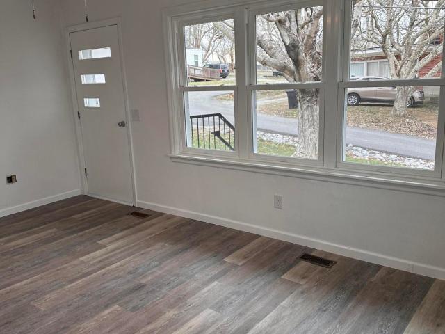House for sale in Columbia, Kentucky
