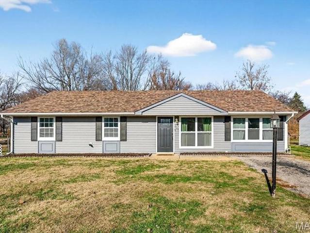 House for sale in Fairview Heights, Illinois