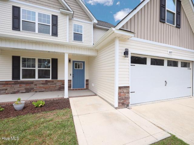 House for sale in Sneads Ferry, North Carolina