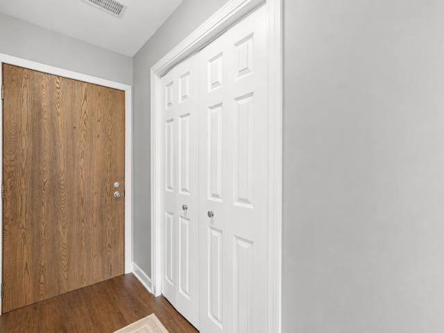 Condo for sale in New Lenox, Illinois