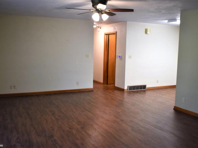 House for sale in Iowa Falls, Iowa
