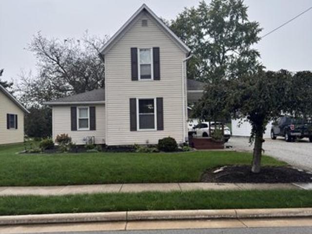 House for sale in Four Seasons, Wapakoneta