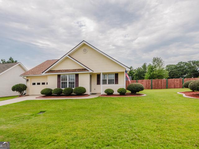 House for sale in Kathleen, Georgia
