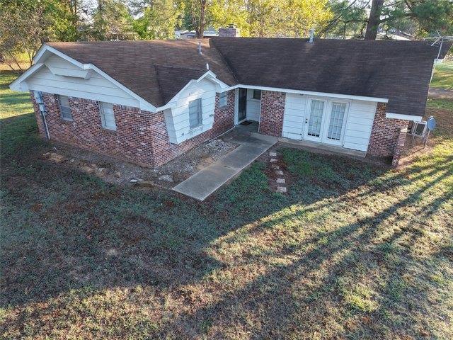 House for sale in Wister, LeFlore County