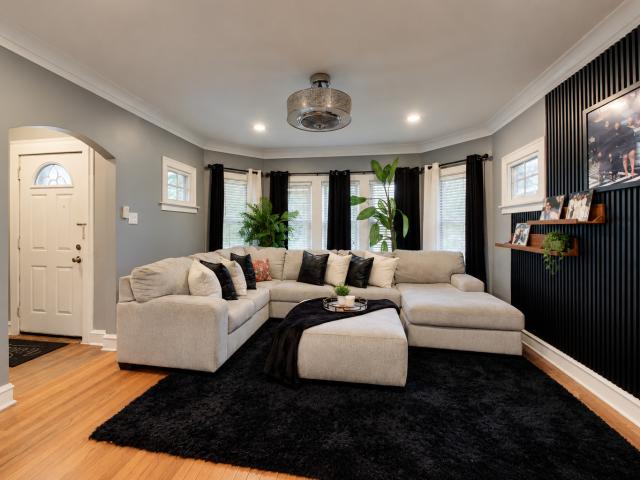 House for sale in Chesterfield, Chicago