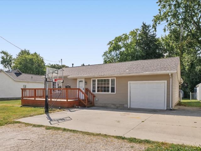 House for sale in Douglas, Illinois