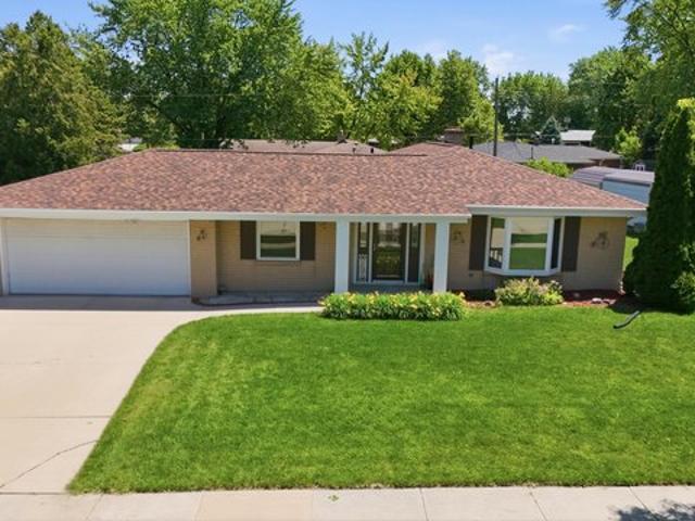 House for sale in Oak Creek, Wisconsin