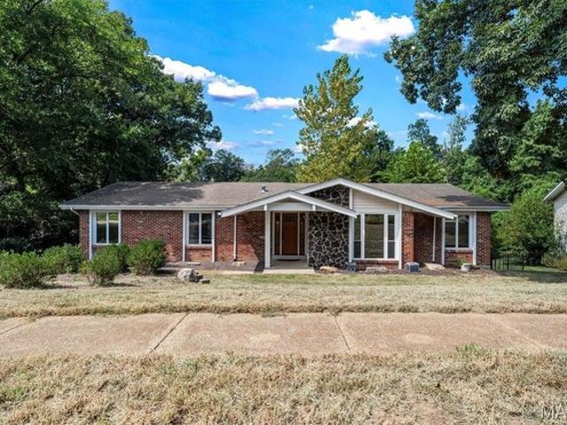 House for sale in Ballwin, Missouri