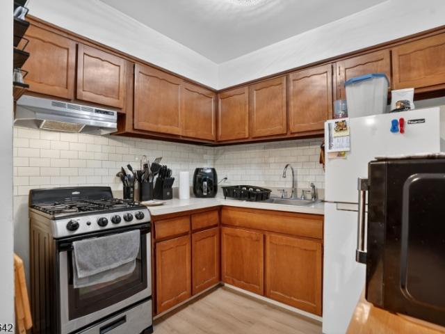 Condo for sale in Passaic, New Jersey