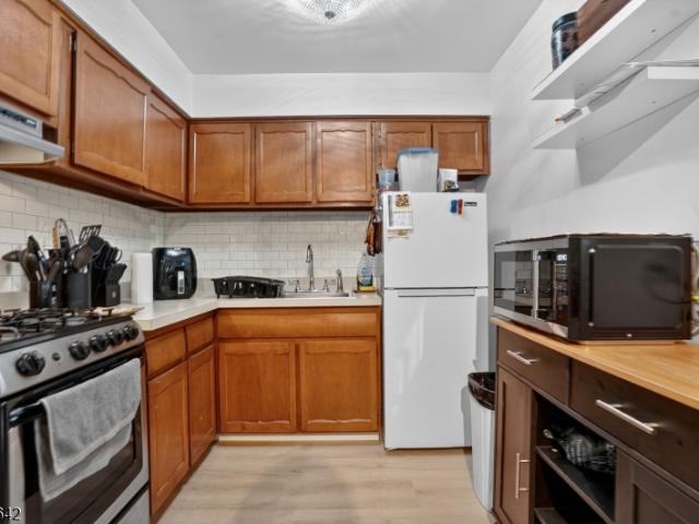Townhouse for sale in Passaic, New Jersey