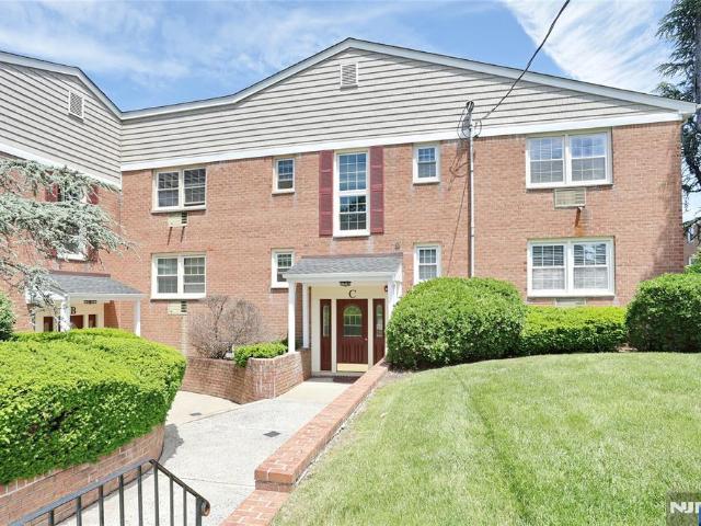 Condo for sale in Passaic, New Jersey