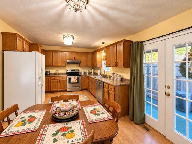 House for sale in Dawkins, West Van Lear