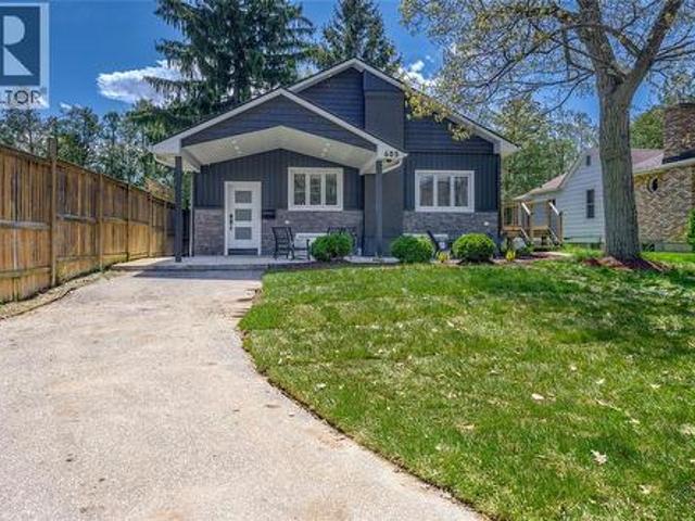 House for sale in Brights Grove, Ontario