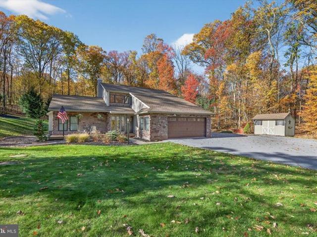 House for sale in Stevens, Pennsylvania