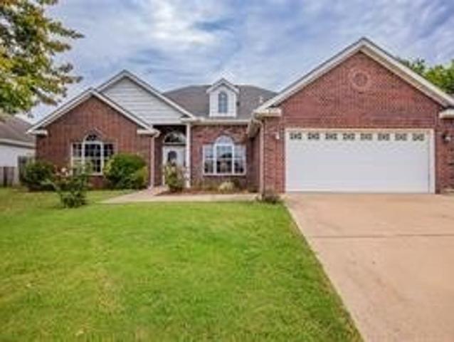 House for sale in Hico, Siloam Springs