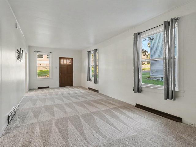 House for sale in Manistee, Manistee County