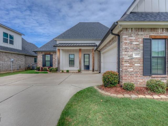 House for sale in Benton, Louisiana