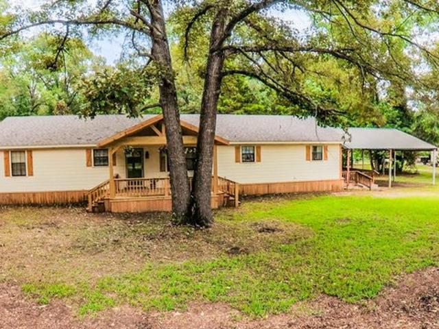 House for sale in Harrison, Texas