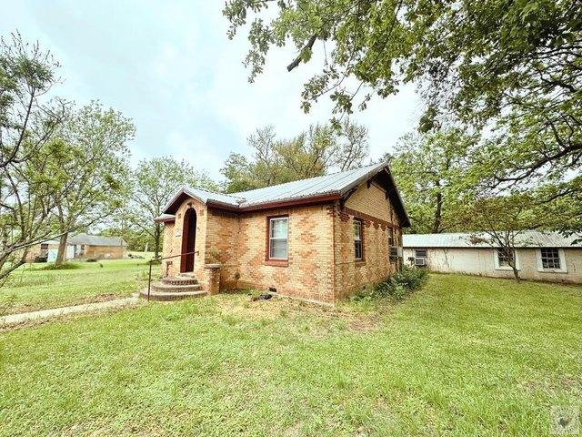 House for sale in New Boston, Texas