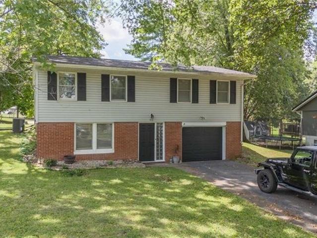 House for sale in Vandalia, Fayette County