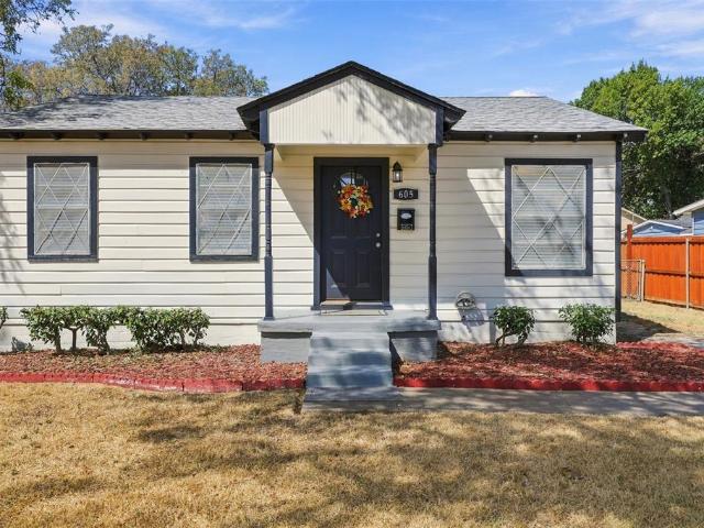 House for sale in Grand Prairie, Dallas County