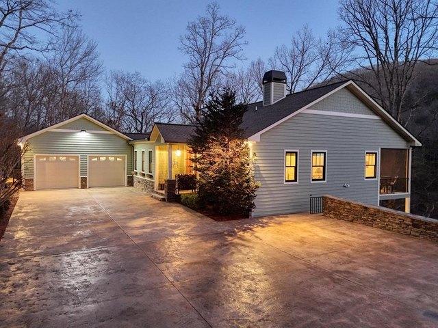 House for sale in Hiawassee, Georgia