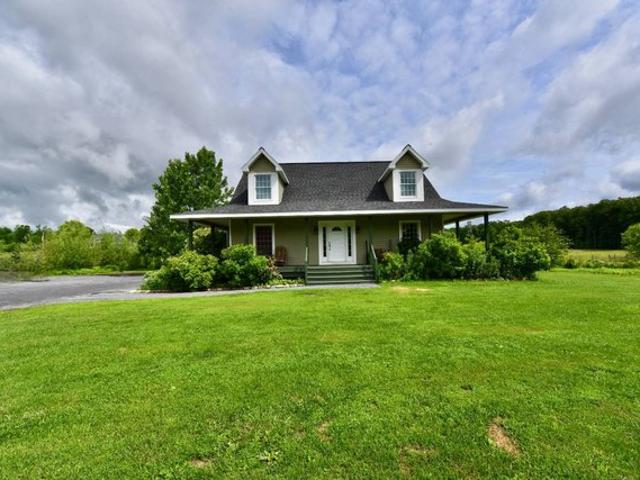 House for sale in Saratoga, New York