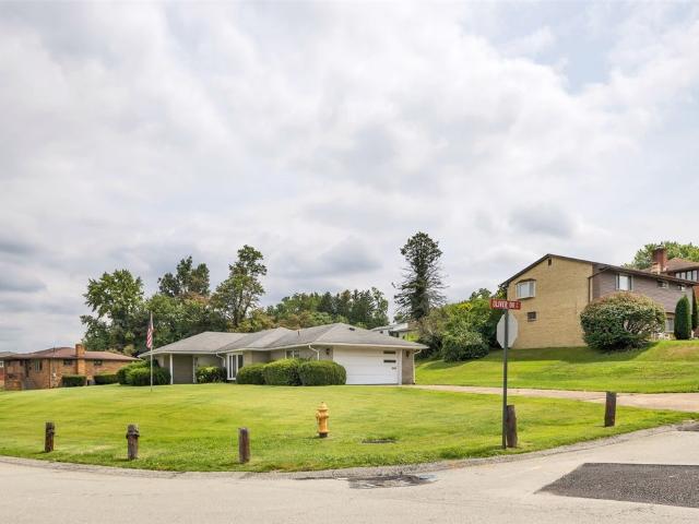 House for sale in Bunola, Pennsylvania