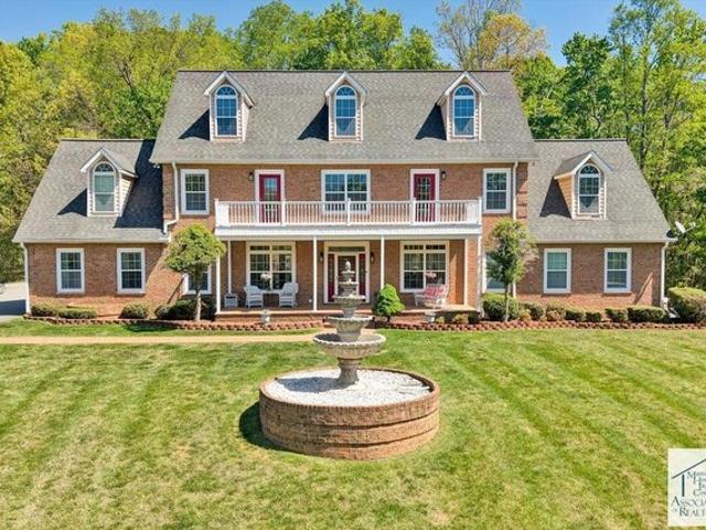 House for sale in Virginia