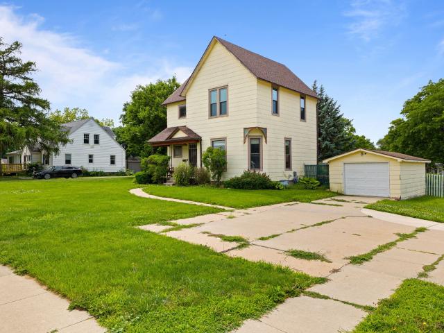 House for sale in Indianola, Iowa