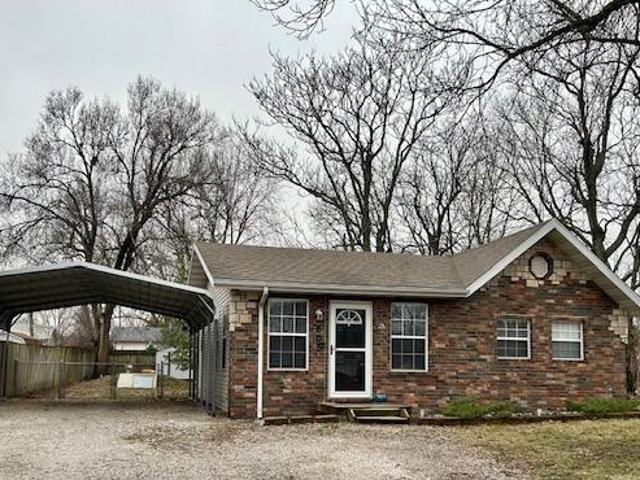 House for sale in Marionville, Missouri