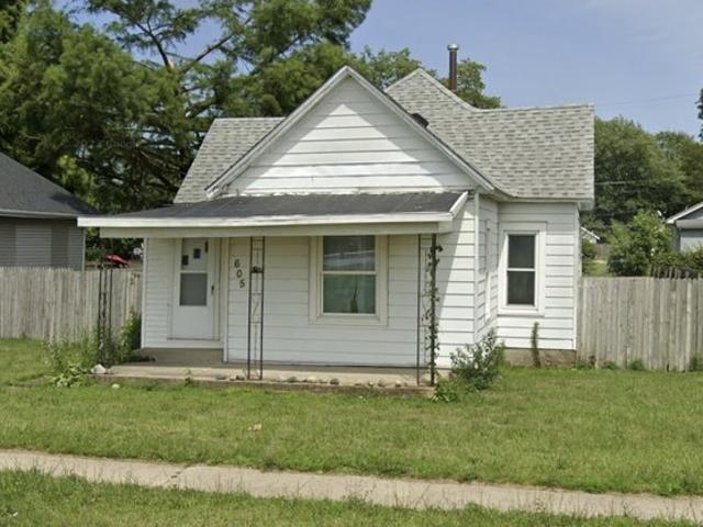 House for sale in Douglas, Illinois