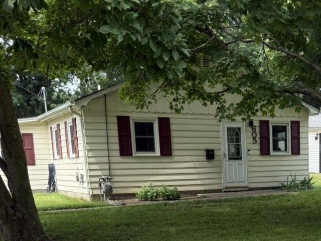 House for sale in Mount Pleasant, Iowa