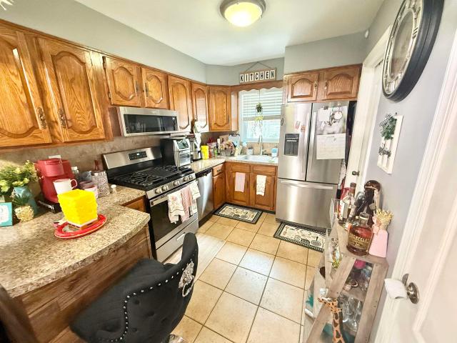 House for sale in Treemont Terrace, Pleasantville