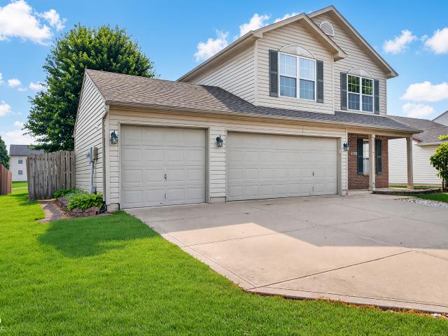 House for sale in Avon, Indiana