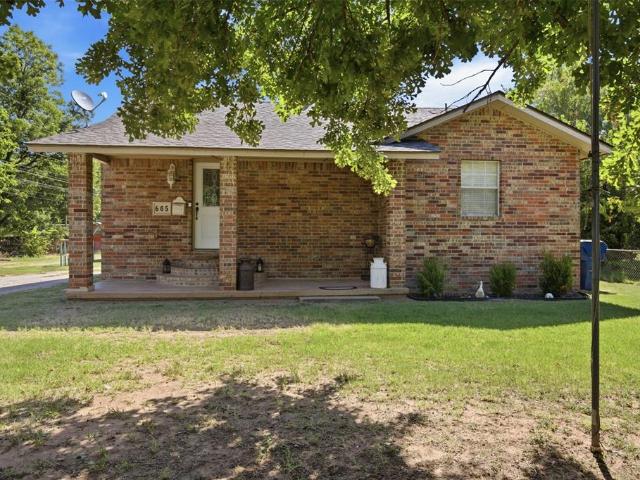 House for sale in Lindsay, Oklahoma