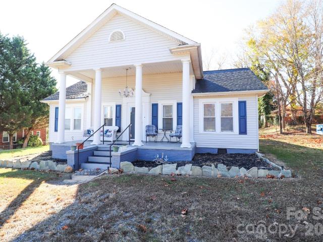 House for sale in Hildebran, North Carolina