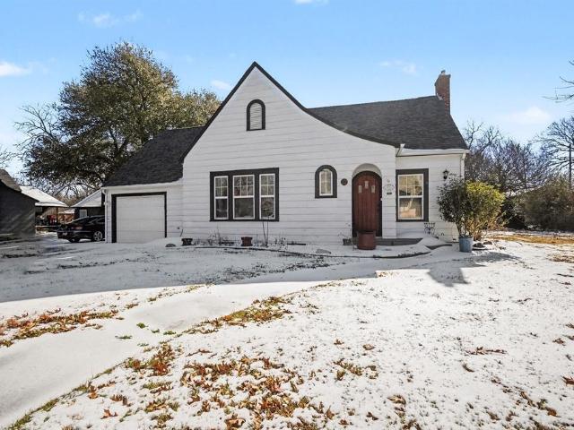 House for sale in Ellis, Texas