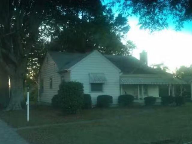 House for rent in Burlington