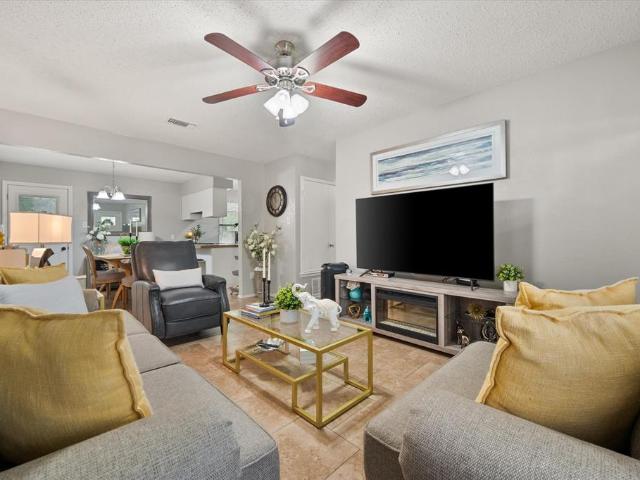 House for sale in Henderson, Texas