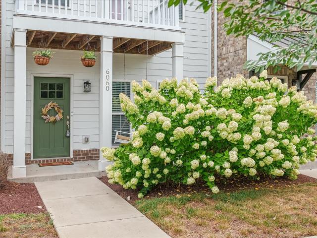Townhouse for sale in Hendersonville
