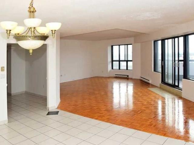 Apartment for rent in Saint-Léonard, Montréal