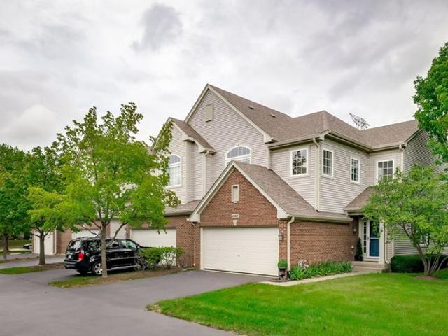 Townhouse for sale in Hoffman Estates, Illinois
