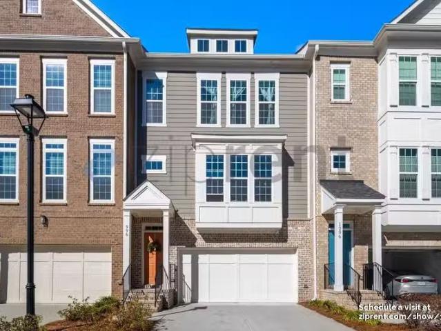 Condo for rent in Buford