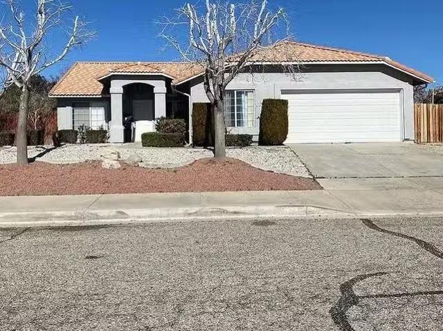 House for rent in Fontana