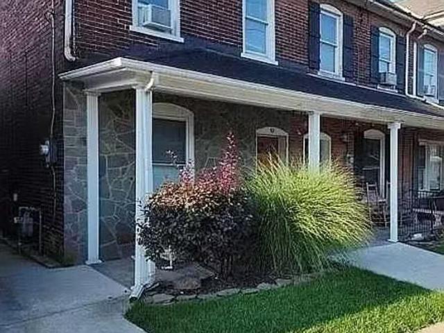 House for rent in Easton